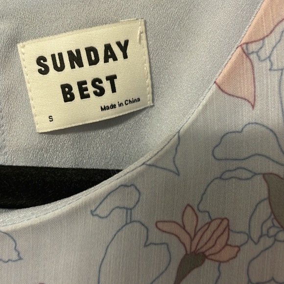 Sunday’s Best floral dress from aritzia - Picture 3 of 4